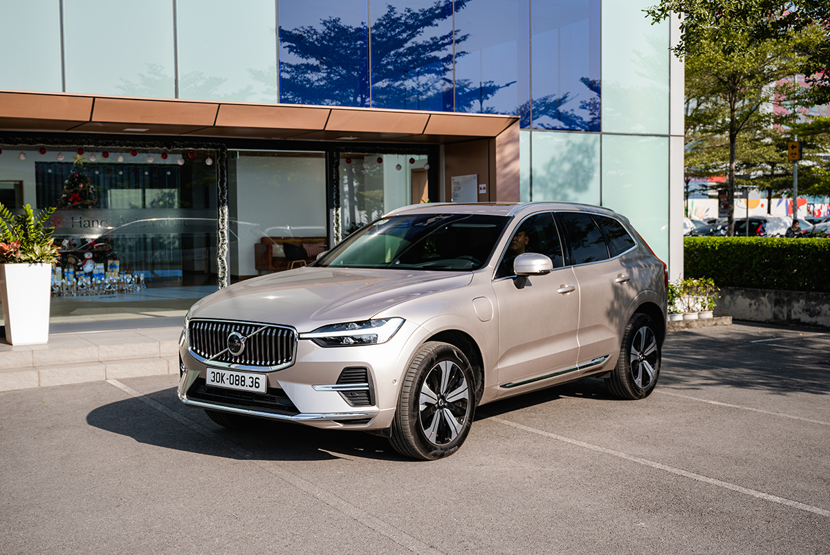 Volvo XC60 Recharge được bình chọn là ô tô của năm 2022